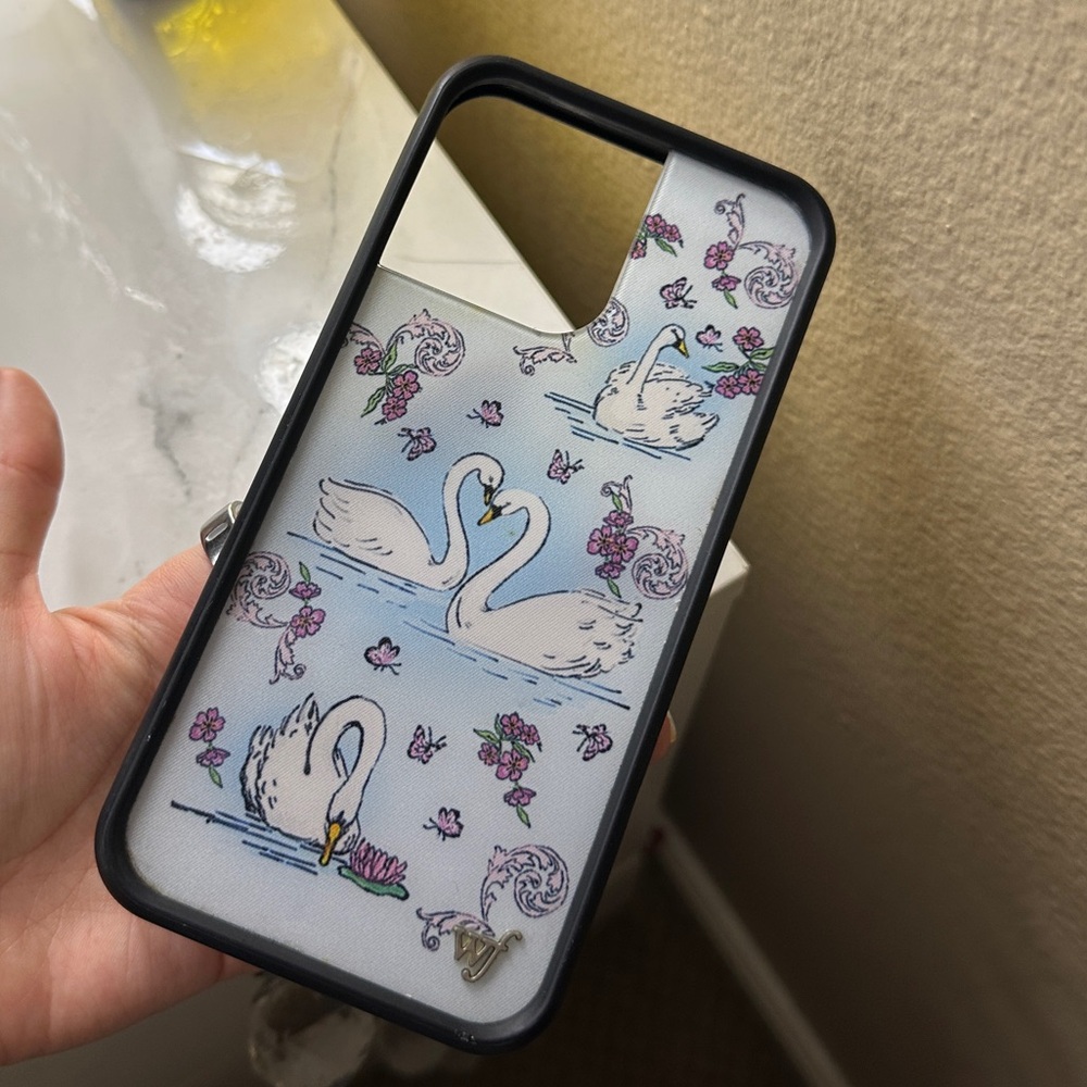 Wildflower Swan Lake case